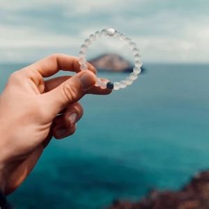 THE ICONIC CLASSIC LOKAI | Rubber Beaded Bracelet